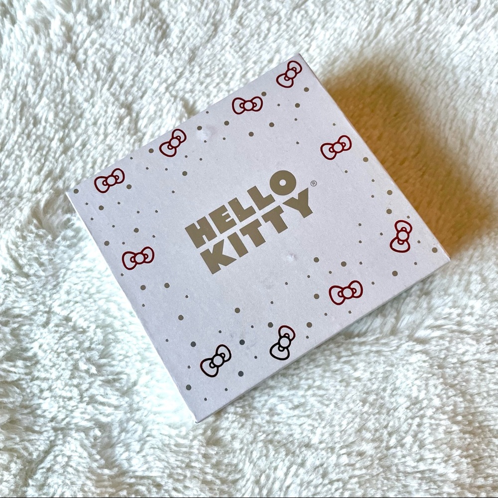 Hello Kitty Rhinestone Stud Earrings - Picture 3 of 4